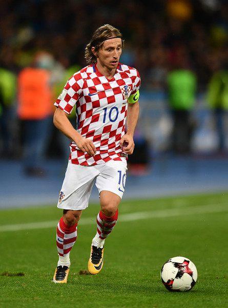 2025 赛季：底特律老虎队王牌斯库巴尔获得美联赛扬奖，并获封“现代克肖”