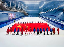 非法“六合彩”内幕：揭秘庄家如何通过“特码”赔率调整确保自身稳赚不赔。（地下“六合彩”黑幕：庄家操控“特码”赔率确保稳赚不赔）